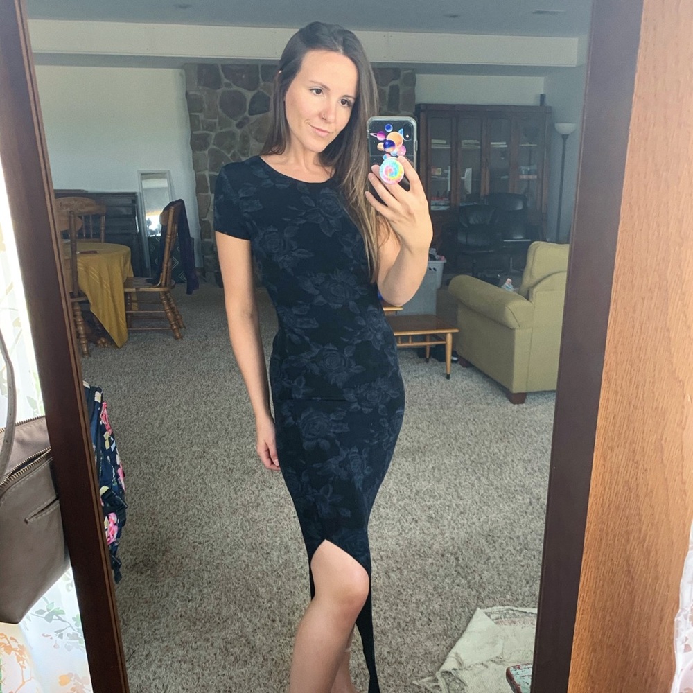 Esse Vintage Black + Floral Maxi Dress (90’s?)